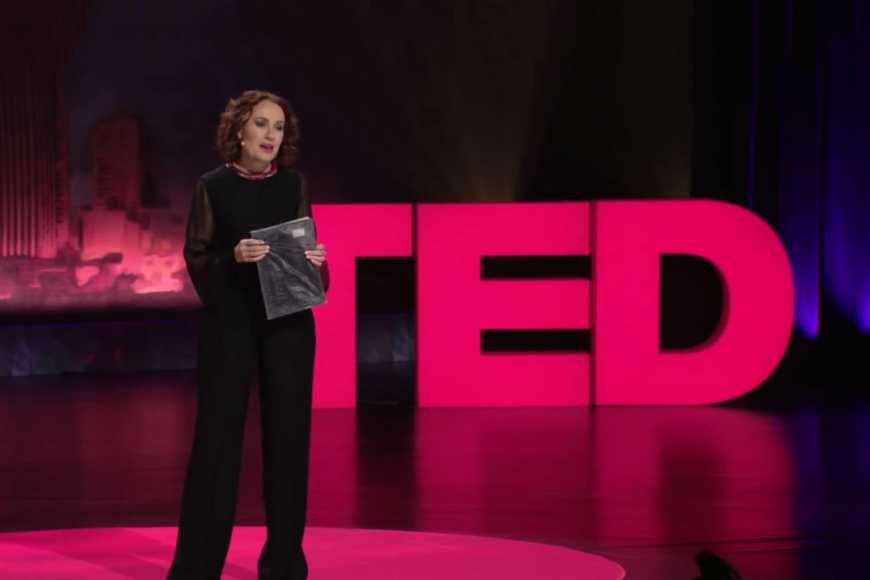 Best TED Talks and What You Can Learn From Them 2021